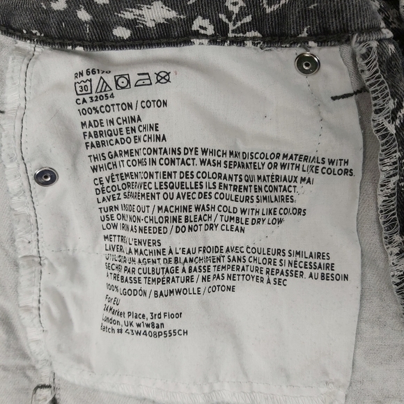 URBAN Outfitters BDG High Rise Dolphin Denim Shorts - Picture 9 of 12